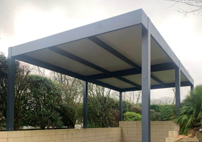Carport à Montauban conçu pour protection solaire et intempéries