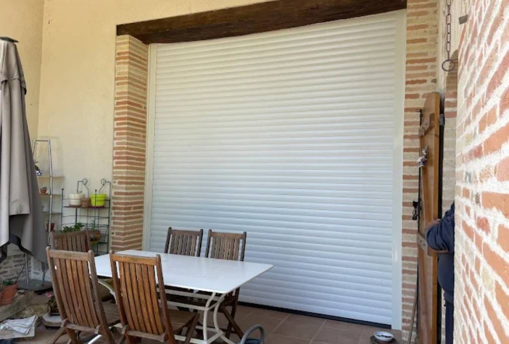 Menuiserie extérieure Montauban pour portail en alu motorisé